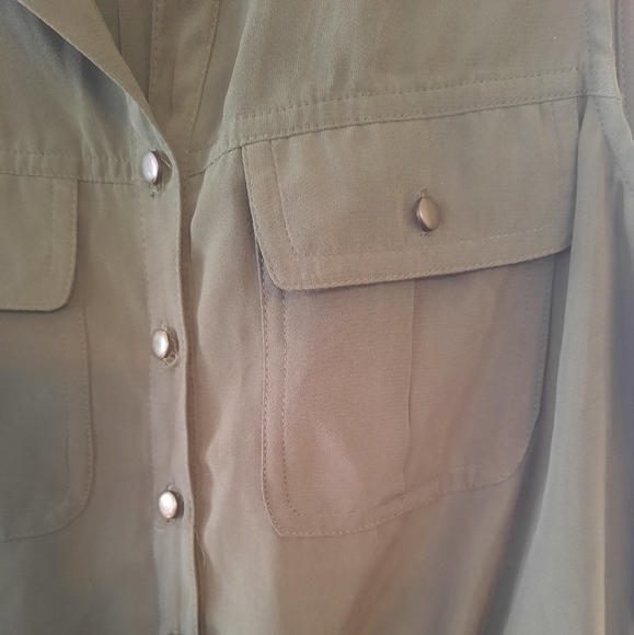 Bebop size small olive/army green romper with drawstring and buttons - Picture 2 of 4